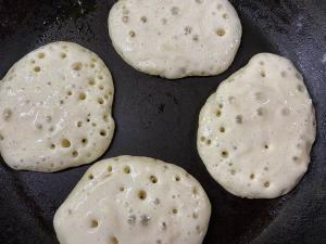 Оладки смажаться