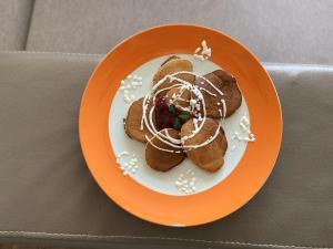 Оладки з яблуками