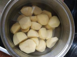 картопля почищена